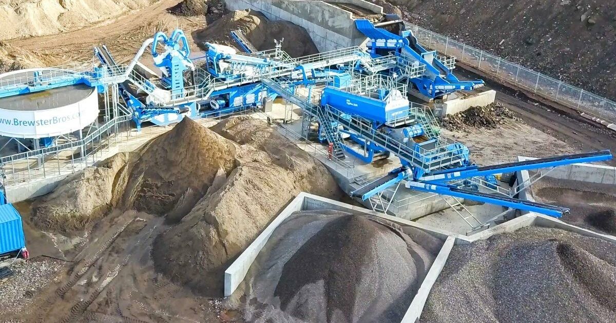 VIDEO 400,000 Tonne C&D Waste Recycling Facility Opens in… WMW